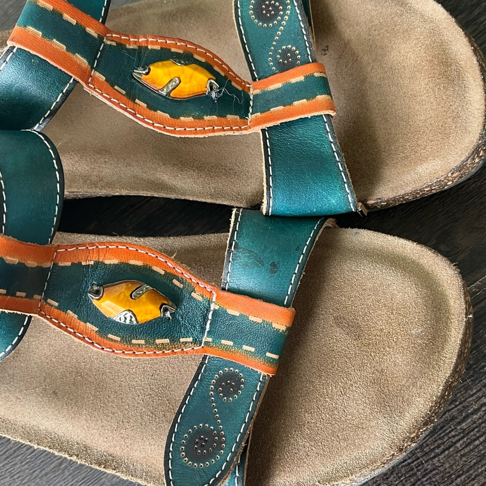 L’ARTISTE By Spring Step 39/US 8.5 Leather Strap Jeweled Orthopedic Sandals - Picture 6 of 13